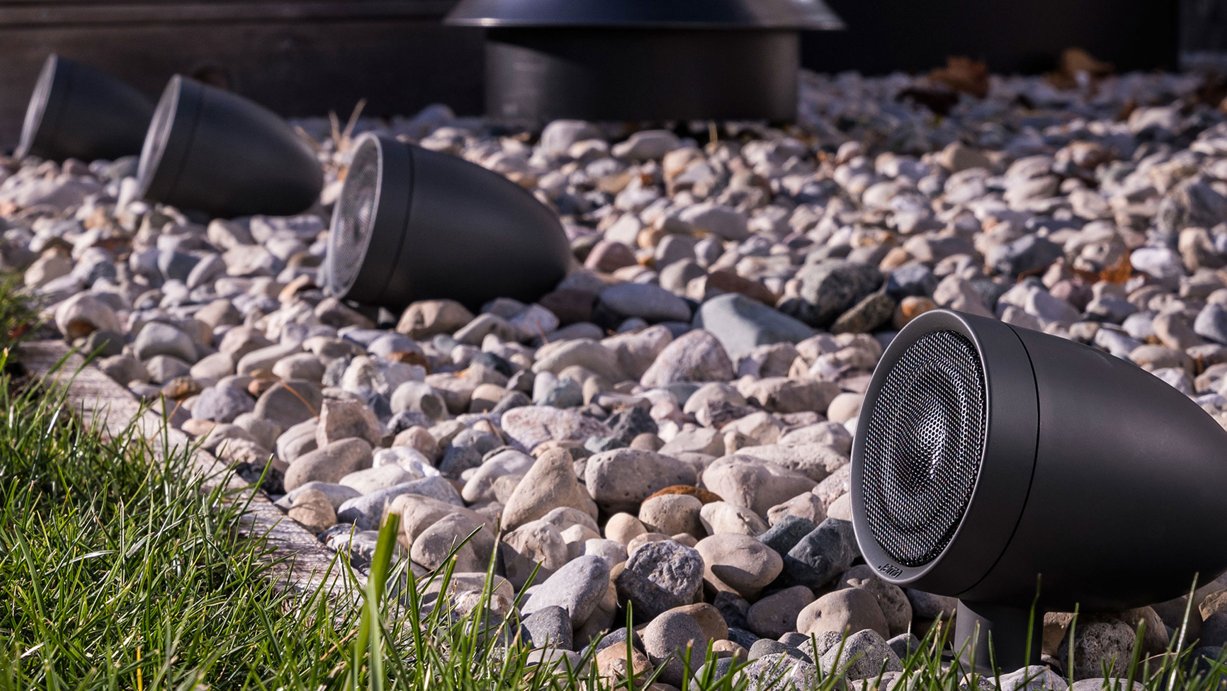 Def Tech Outdoor Speakers: Immersive Audio For Any Outdoor Space